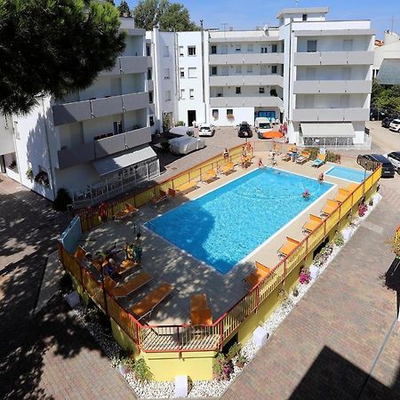 Residence La Pigna Розоліна-Маре Екстер'єр фото
