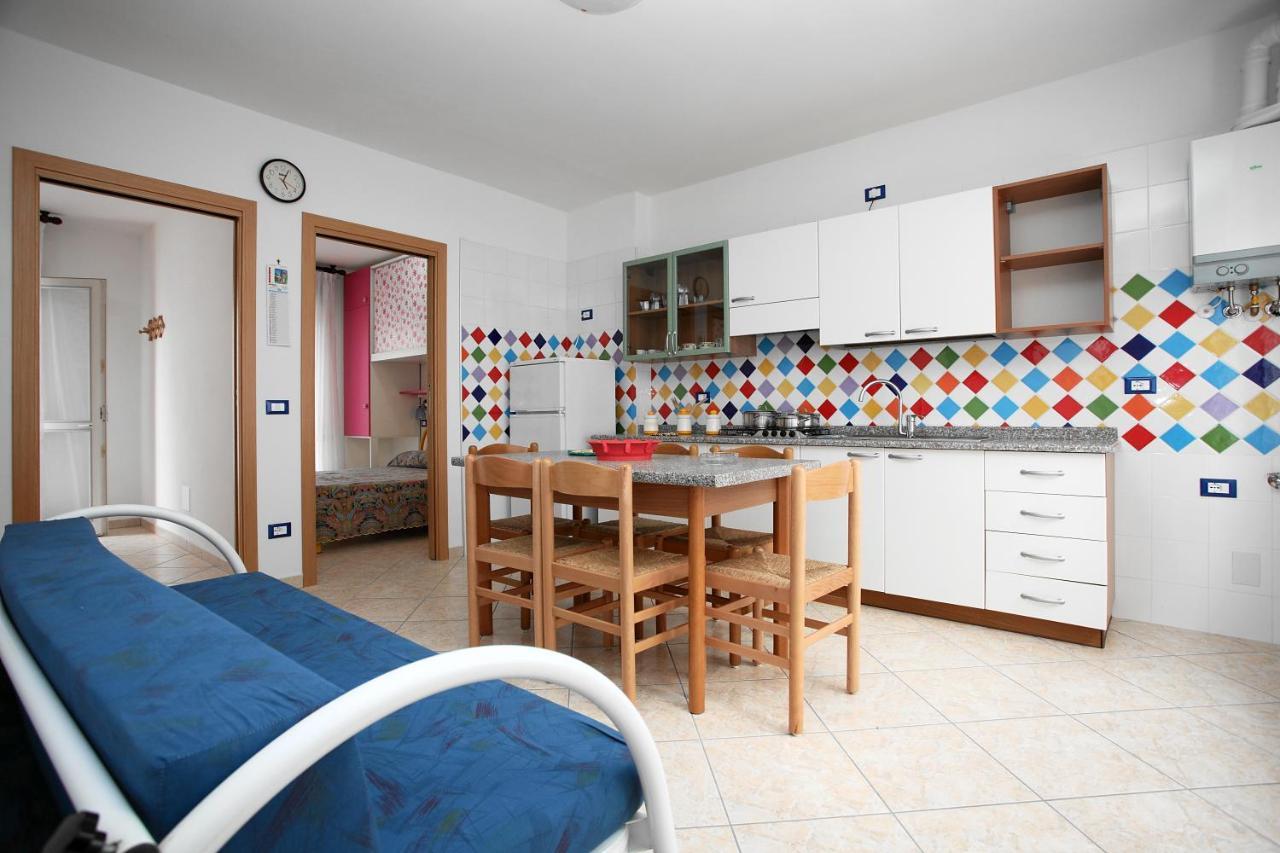 Residence La Pigna Розоліна-Маре Екстер'єр фото