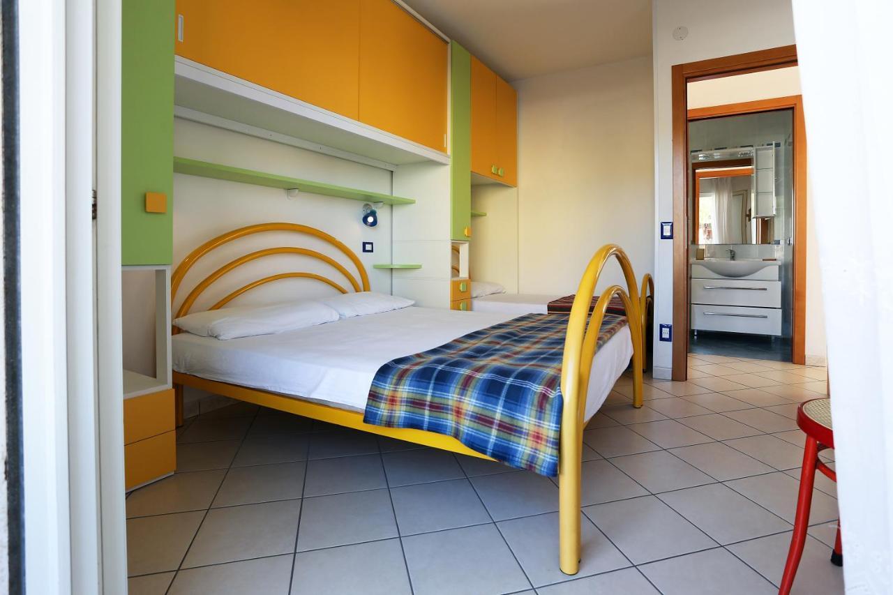 Residence La Pigna Розоліна-Маре Екстер'єр фото