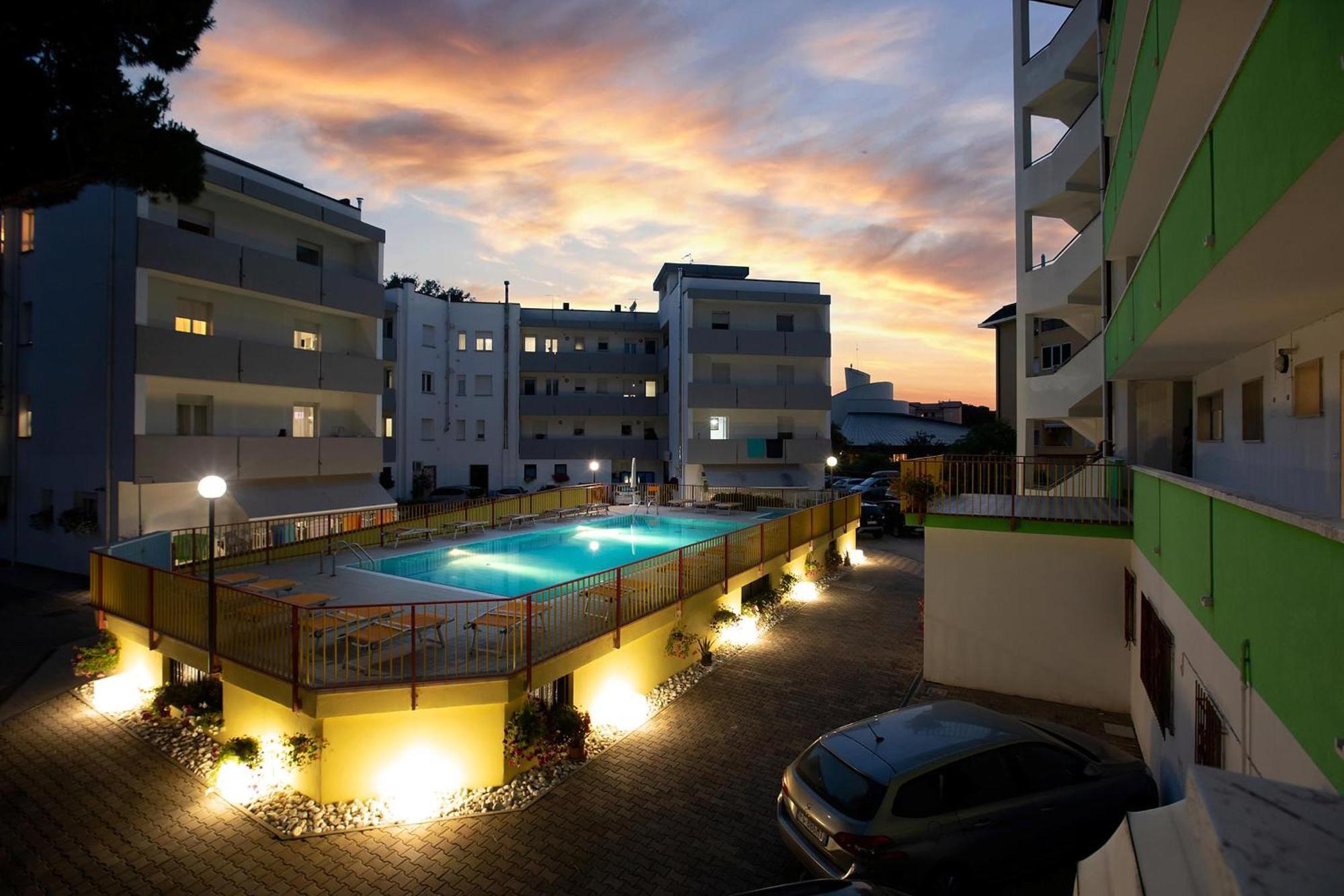 Residence La Pigna Розоліна-Маре Екстер'єр фото